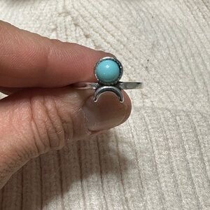 Turquoise boutique silver ring